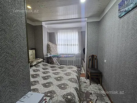 Satılır 1 otaqlı köhnə tikili 36 m²