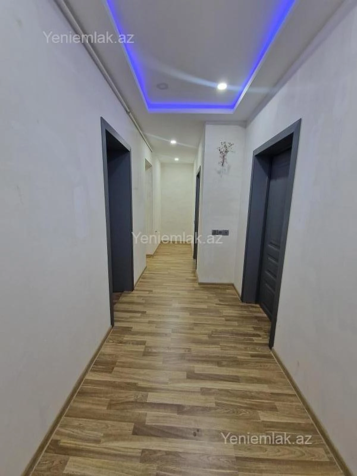 Satılır 4 otaqlı köhnə tikili 88 m²
