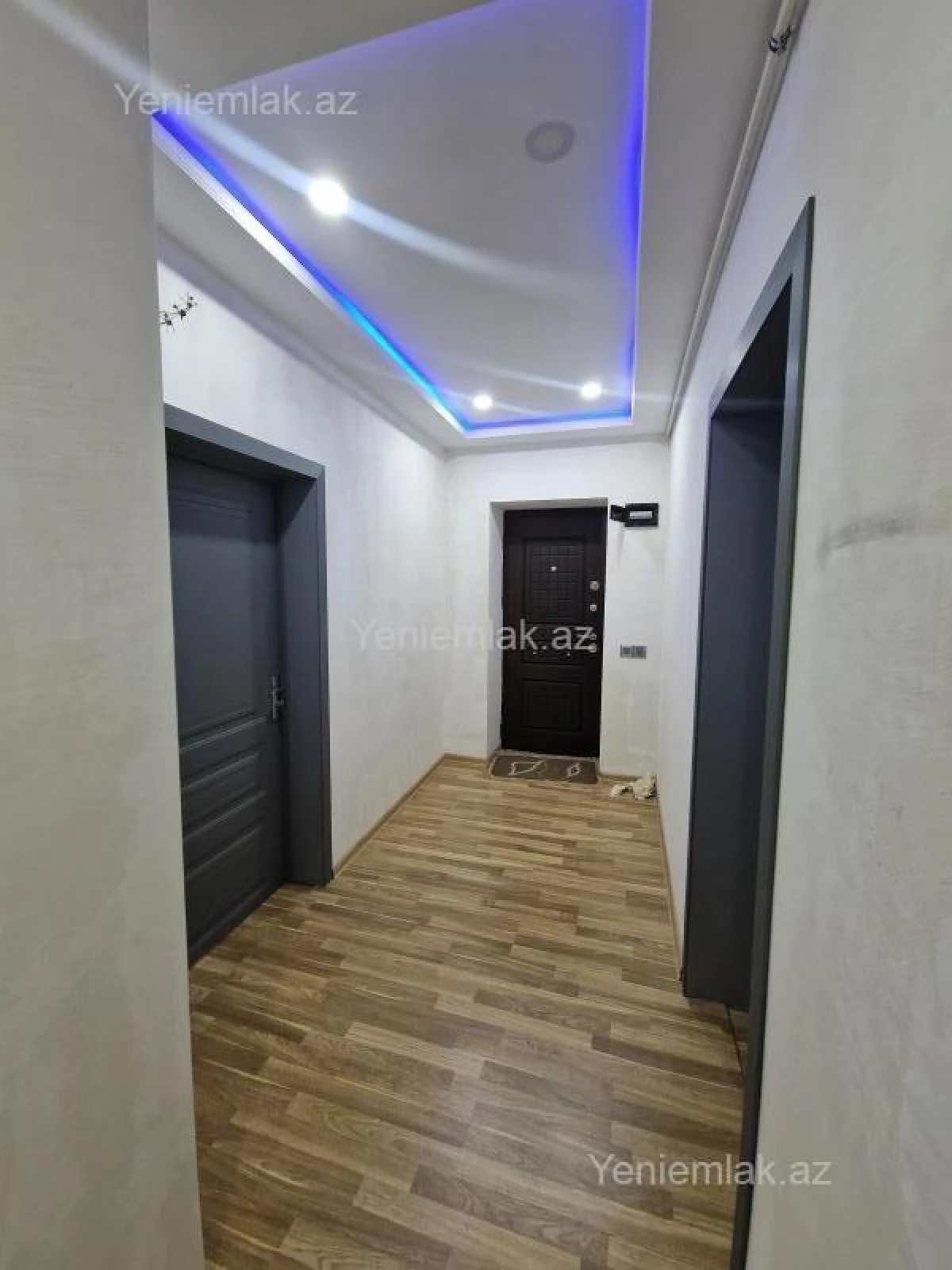 Satılır 4 otaqlı köhnə tikili 88 m²