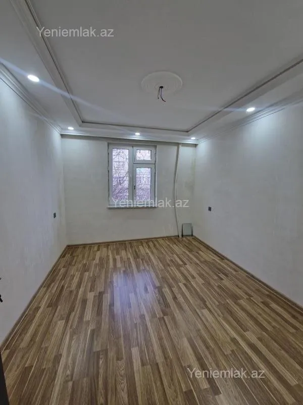 Satılır 4 otaqlı köhnə tikili 88 m²