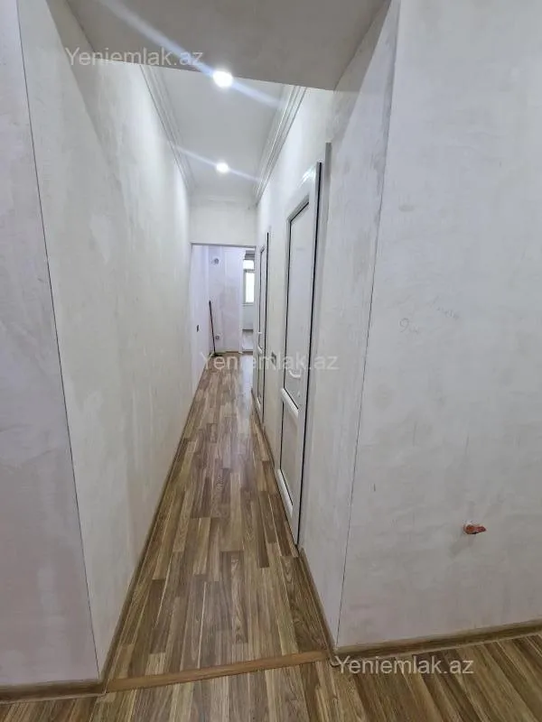 Satılır 4 otaqlı köhnə tikili 88 m²