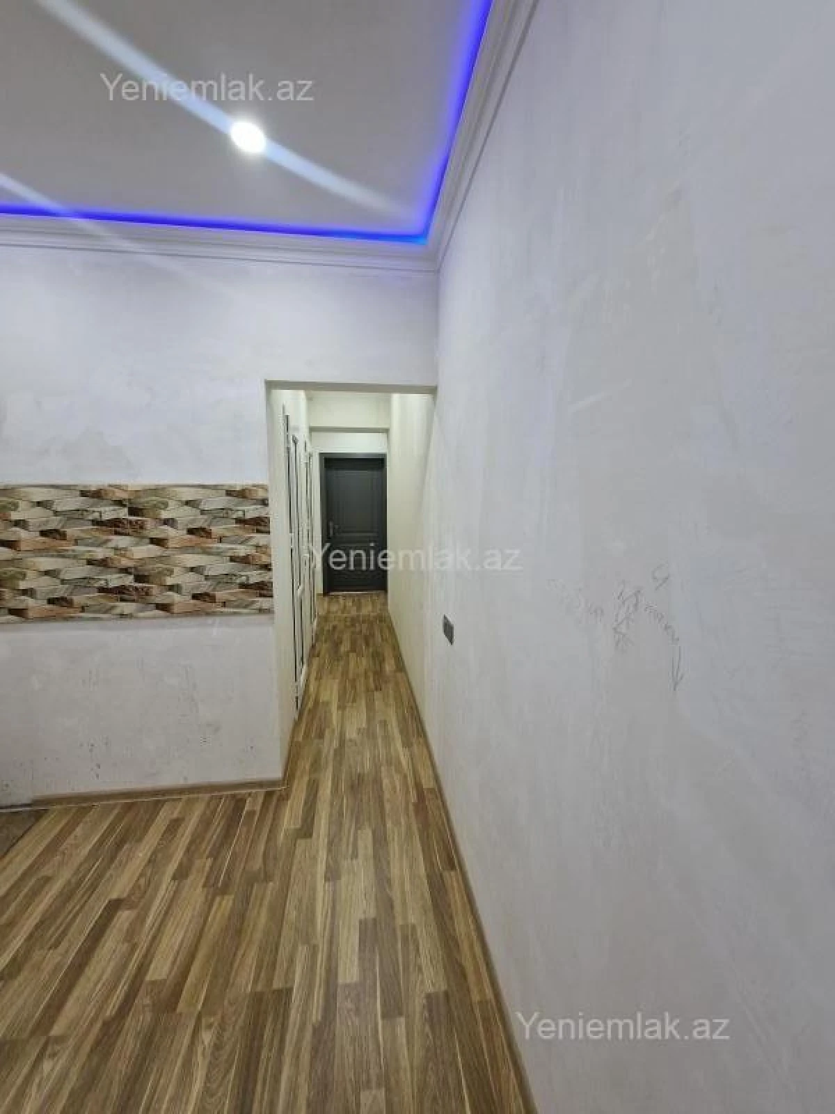 Satılır 4 otaqlı köhnə tikili 88 m²