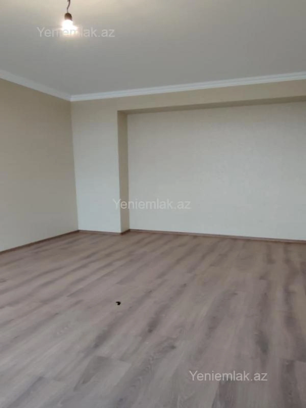 Satılır 4 otaqlı yeni tikili 105 m²