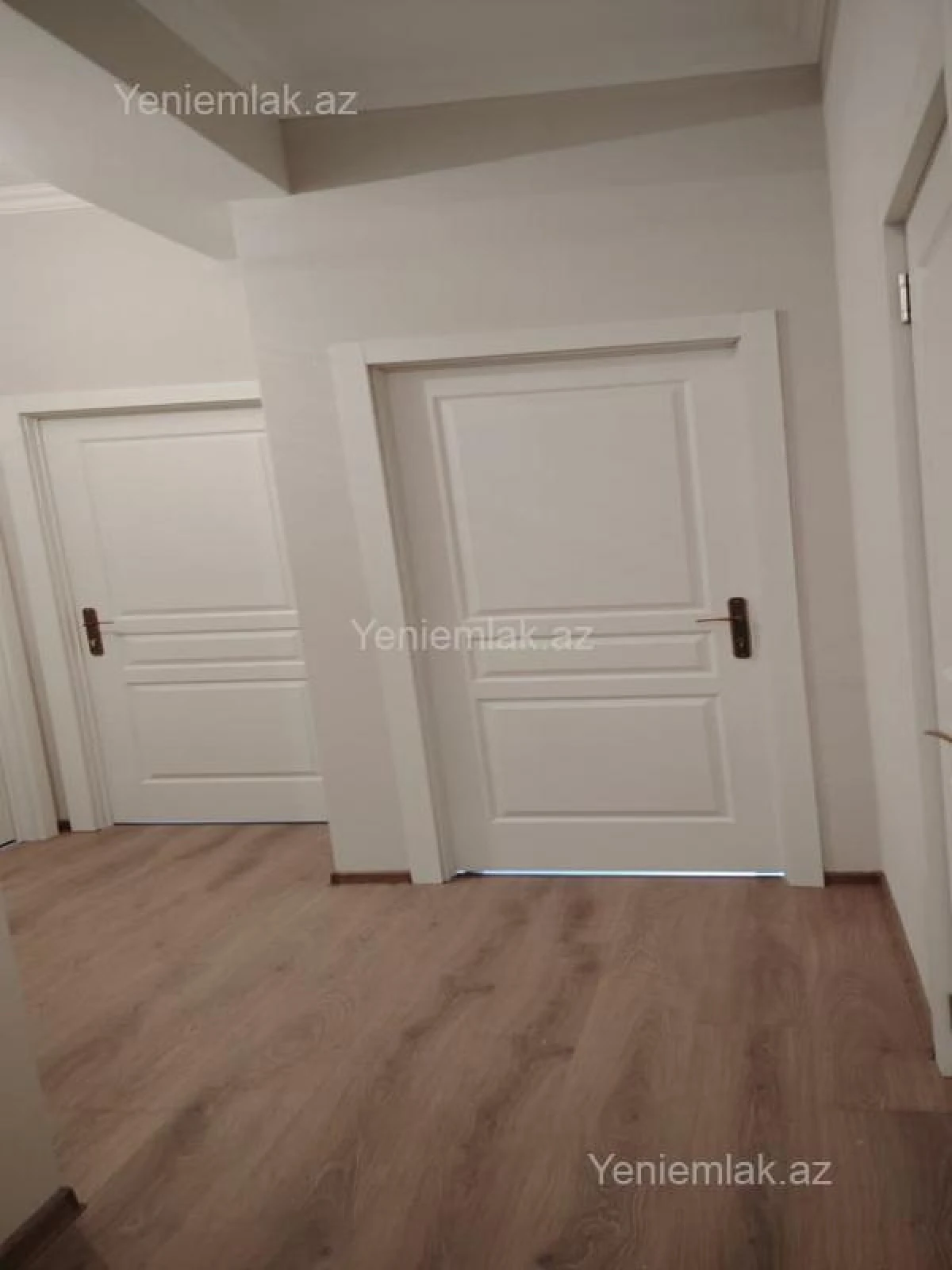 Satılır 4 otaqlı yeni tikili 105 m²