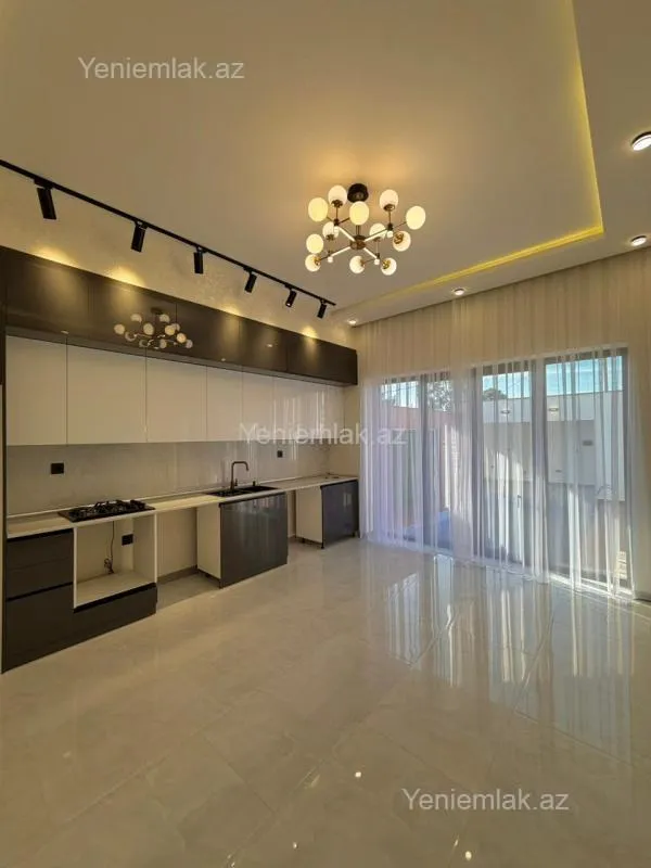 Satılır 4 otaqlı həyət evi 150 m²