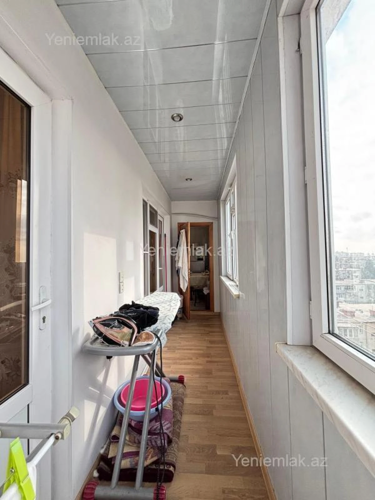 Satılır 4 otaqlı köhnə tikili 100 m²