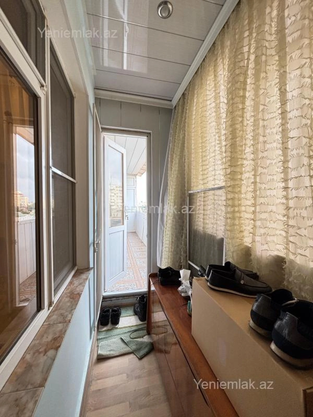 Satılır 4 otaqlı köhnə tikili 100 m²