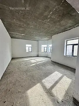 Satılır 4 otaqlı həyət evi 240 m²