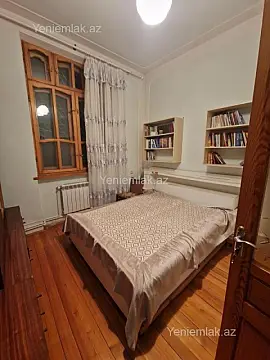Satılır 3 otaqlı köhnə tikili 78 m²