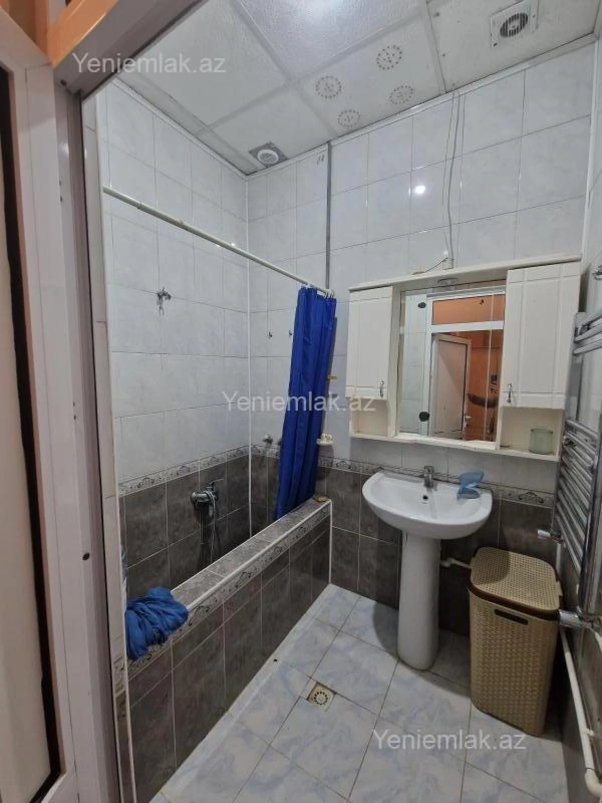 Satılır 3 otaqlı köhnə tikili 78 m²