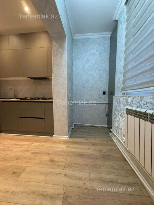 Satılır 3 otaqlı köhnə tikili 80 m²