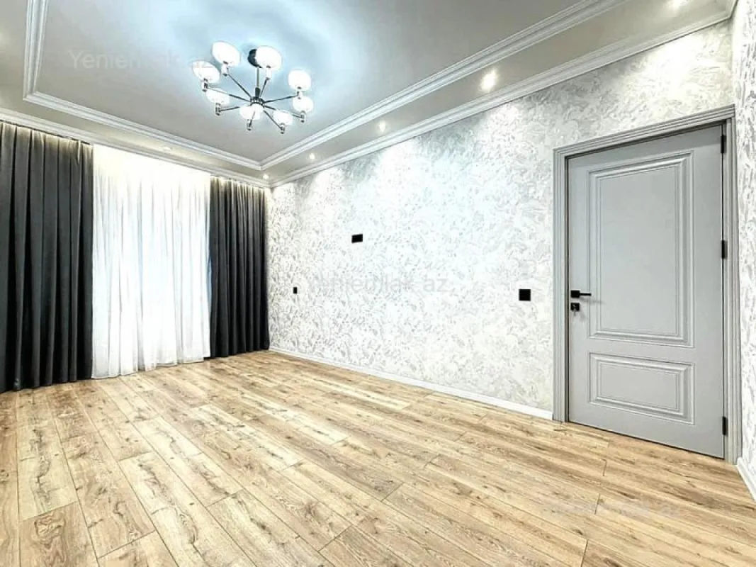 Satılır 3 otaqlı köhnə tikili 80 m²