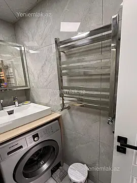 Satılır 3 otaqlı köhnə tikili 55 m²