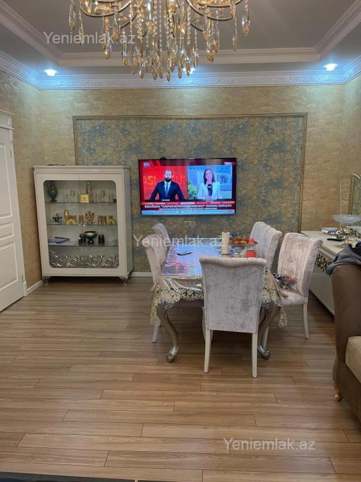 Satılır 5 otaqlı həyət evi 270 m²