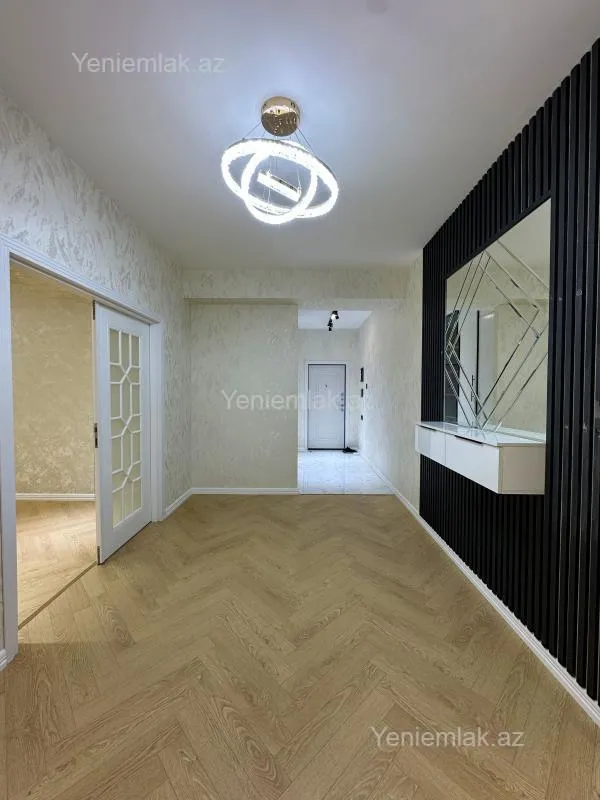 Satılır 2 otaqlı yeni tikili 90 m²