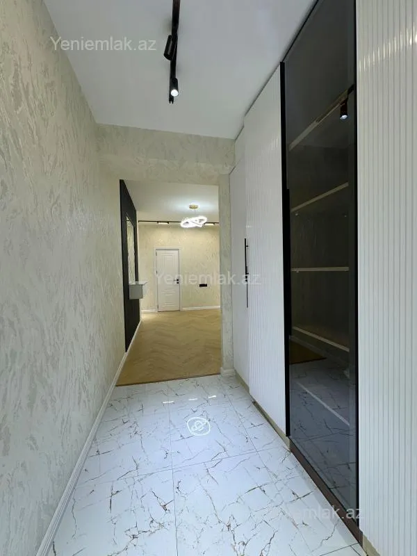 Satılır 2 otaqlı yeni tikili 90 m²