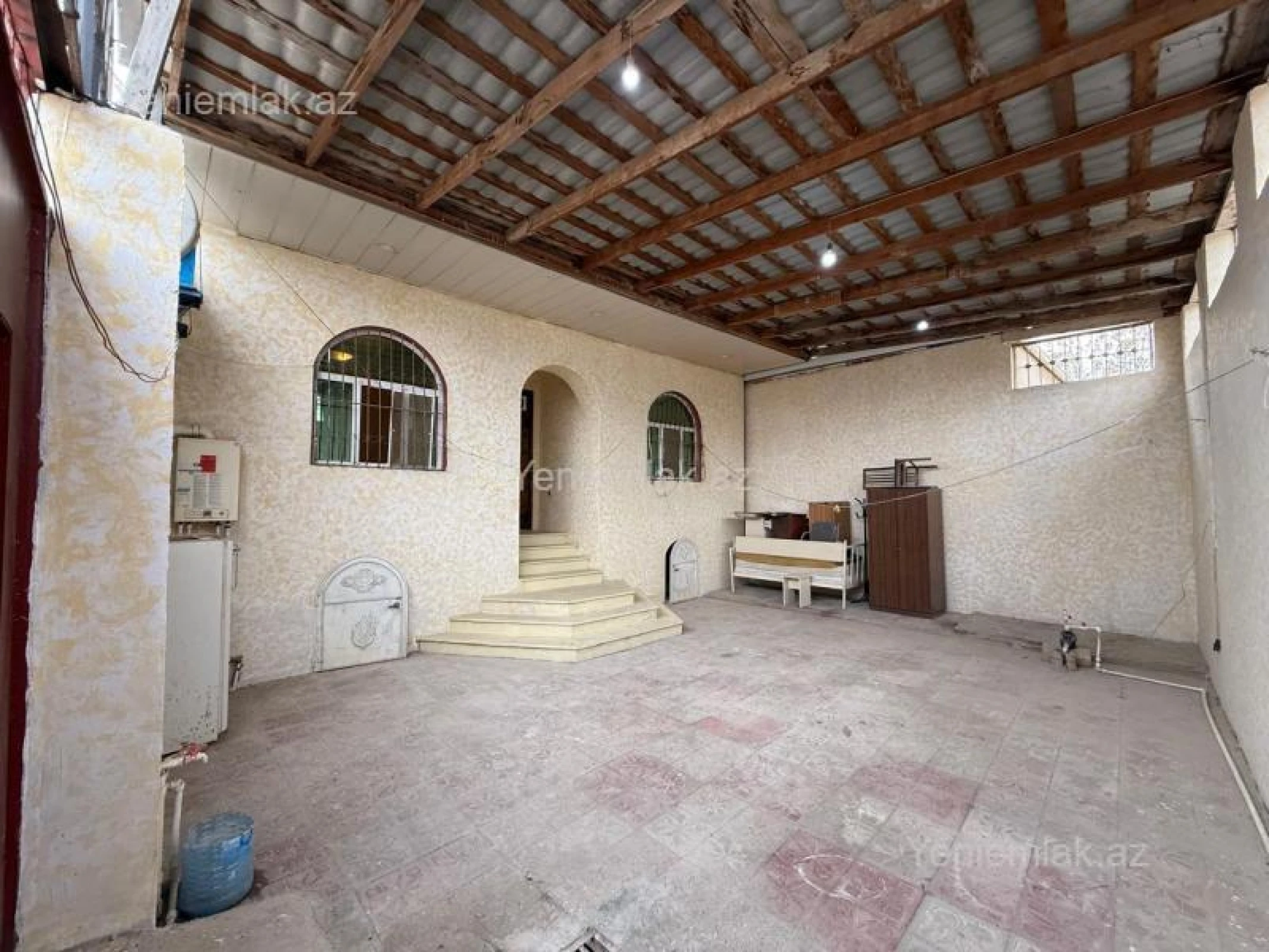 Satılır 4 otaqlı həyət evi 120 m²