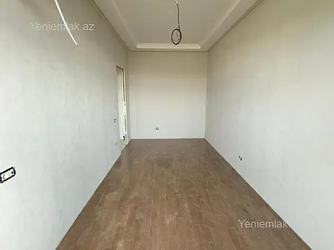 Satılır 2 otaqlı yeni tikili 73 m²