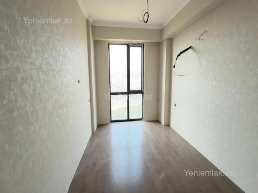 Satılır 2 otaqlı yeni tikili 73 m²
