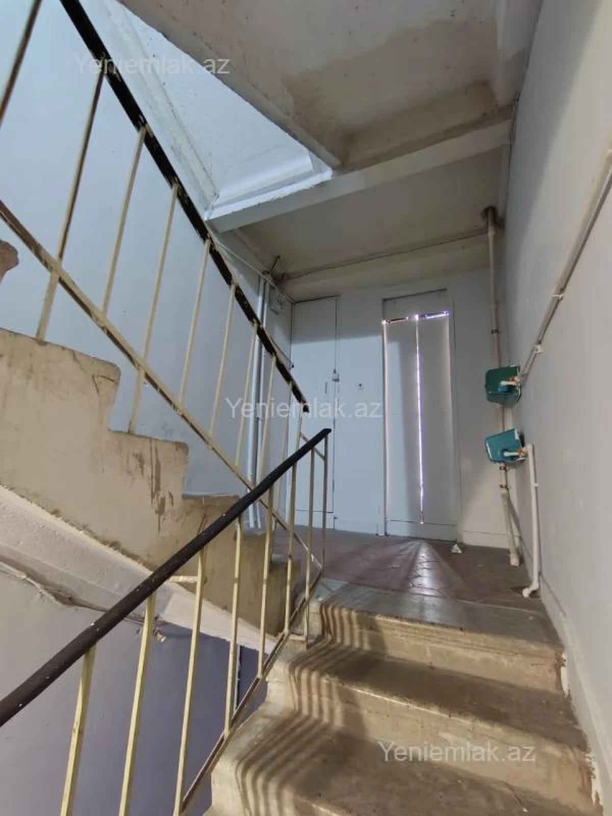 Satılır 3 otaqlı köhnə tikili 86 m²