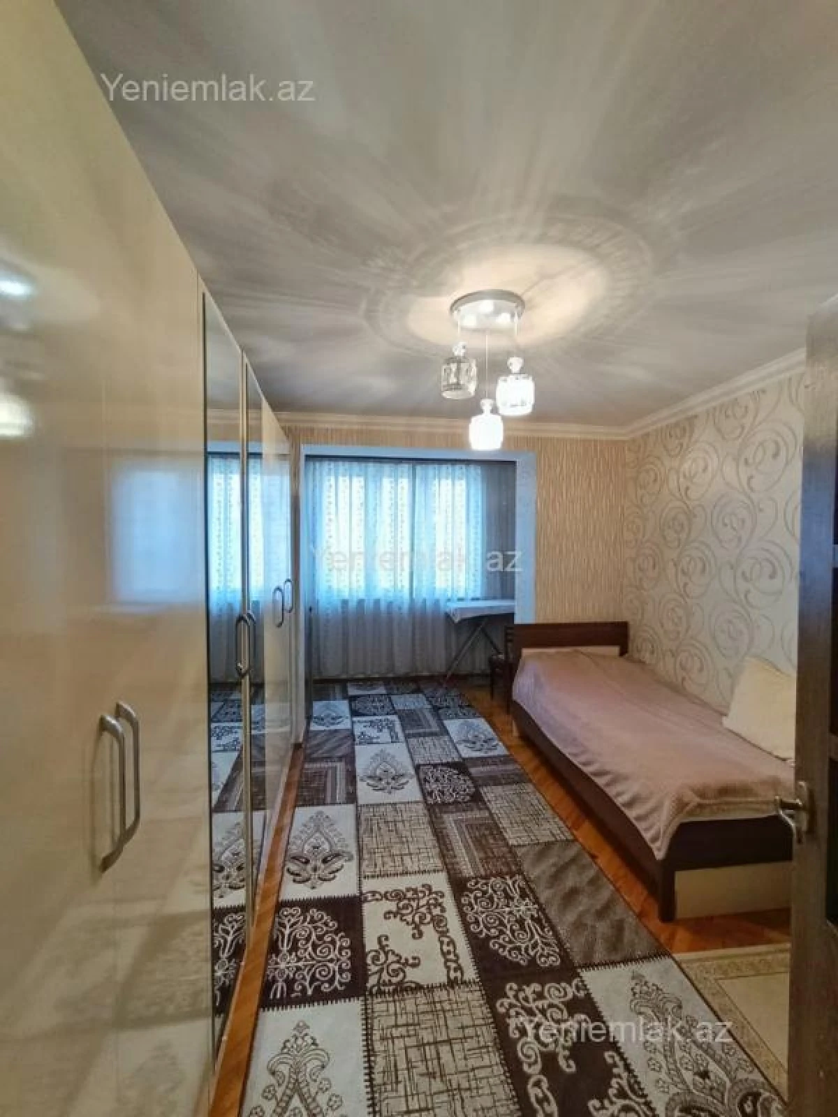 Satılır 3 otaqlı köhnə tikili 86 m²