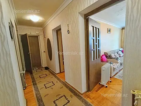 Satılır 3 otaqlı köhnə tikili 86 m²
