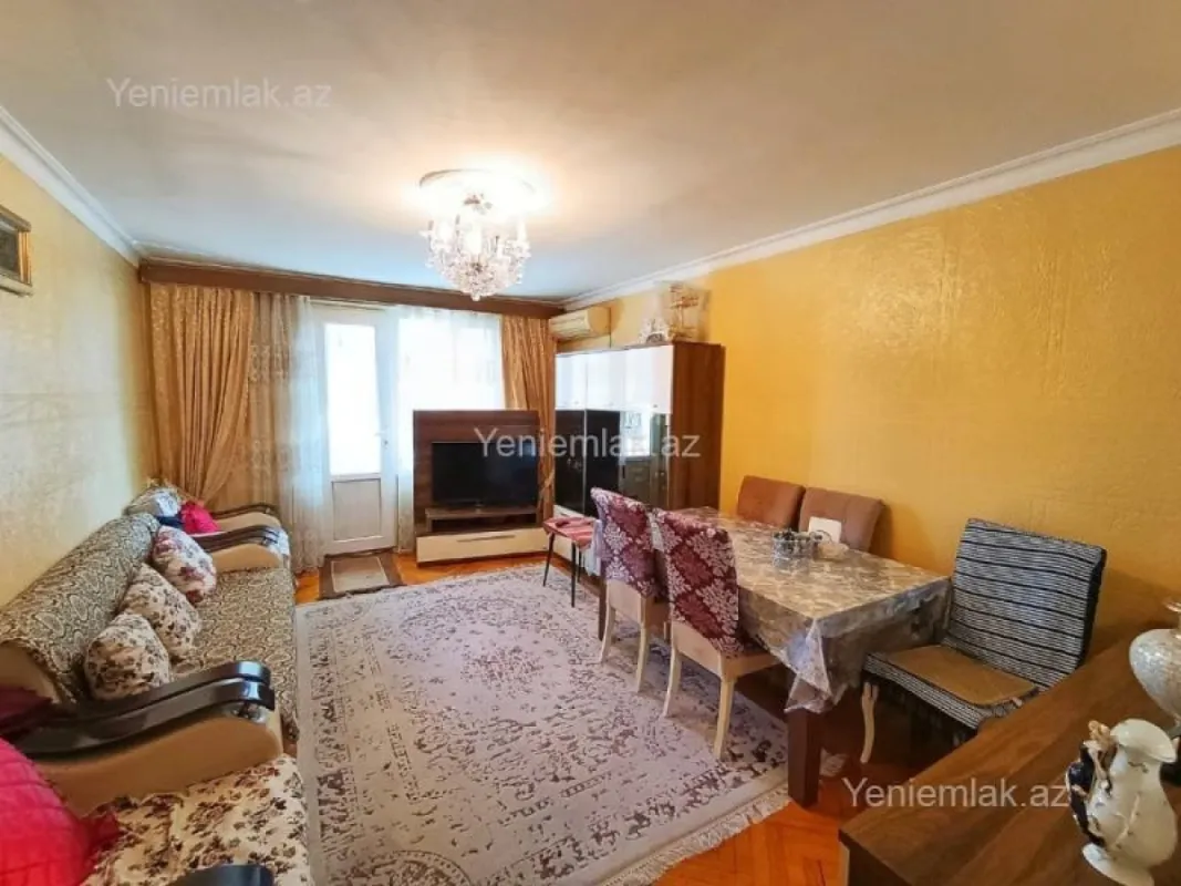 Satılır 3 otaqlı köhnə tikili 86 m²