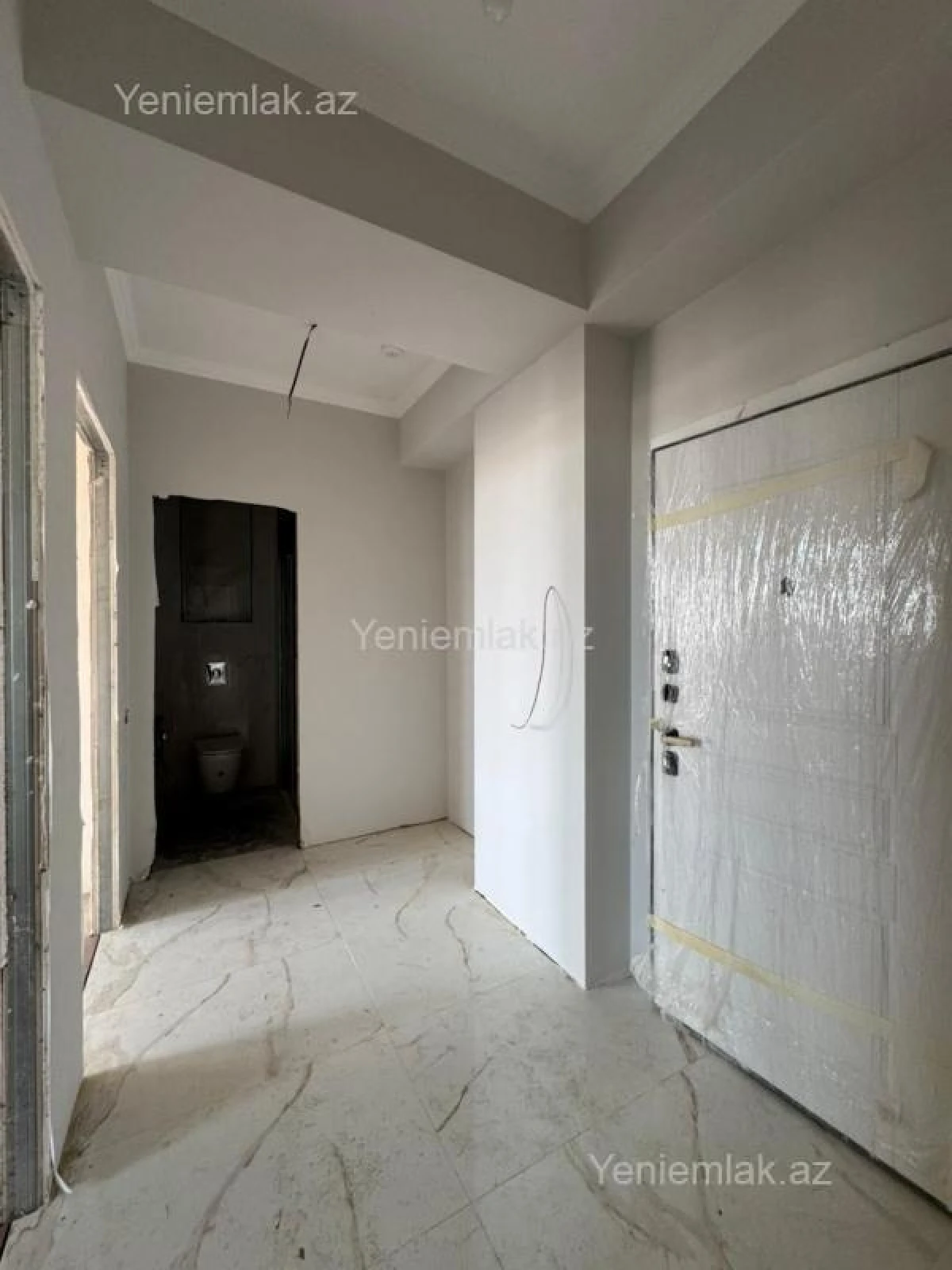Satılır 3 otaqlı yeni tikili 69.8 m²