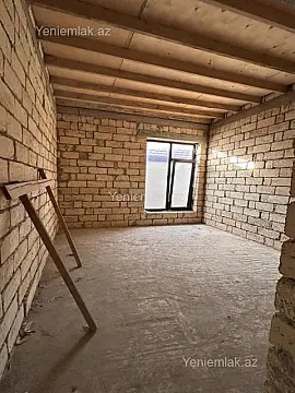 Satılır 5 otaqlı həyət evi 220 m²