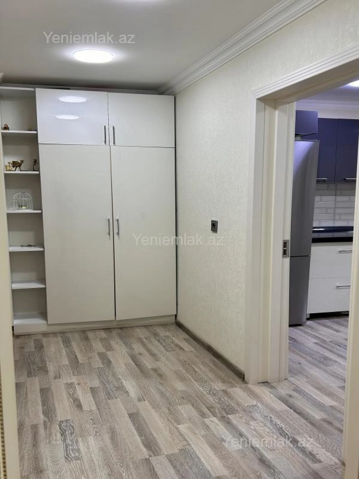 Satılır 5 otaqlı həyət evi 220 m²