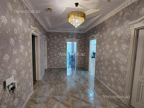 Satılır 4 otaqlı yeni tikili 150 m²