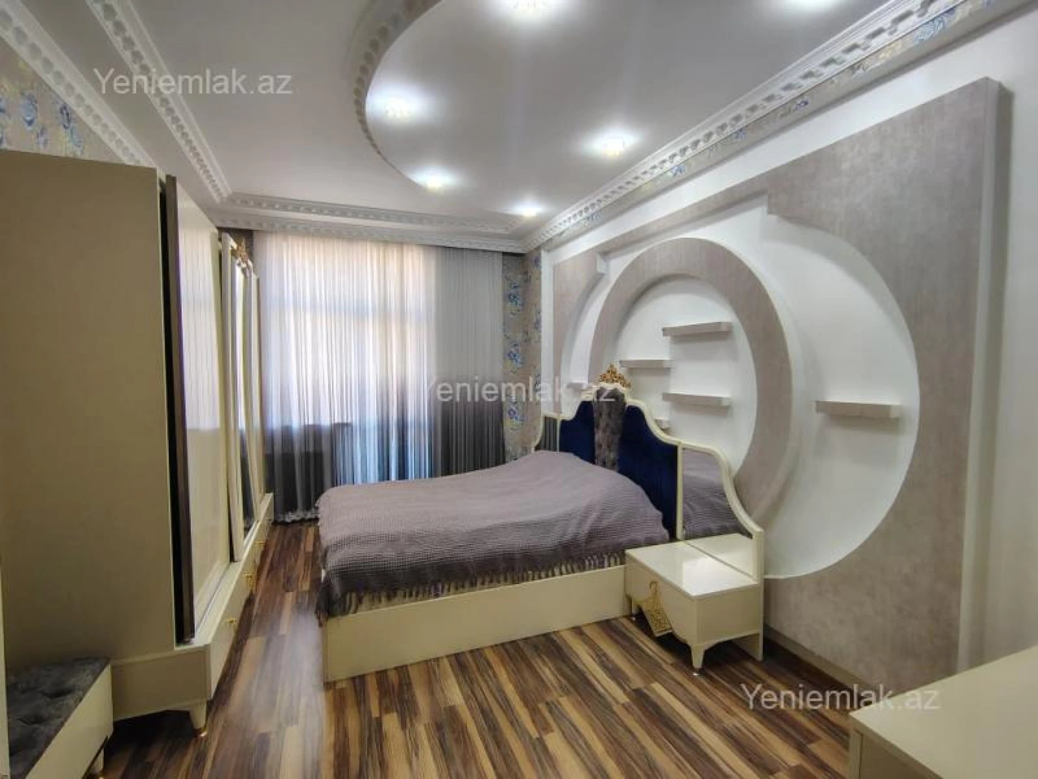 Satılır 4 otaqlı yeni tikili 150 m²