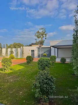 Satılır 5 otaqlı həyət evi 240 m²