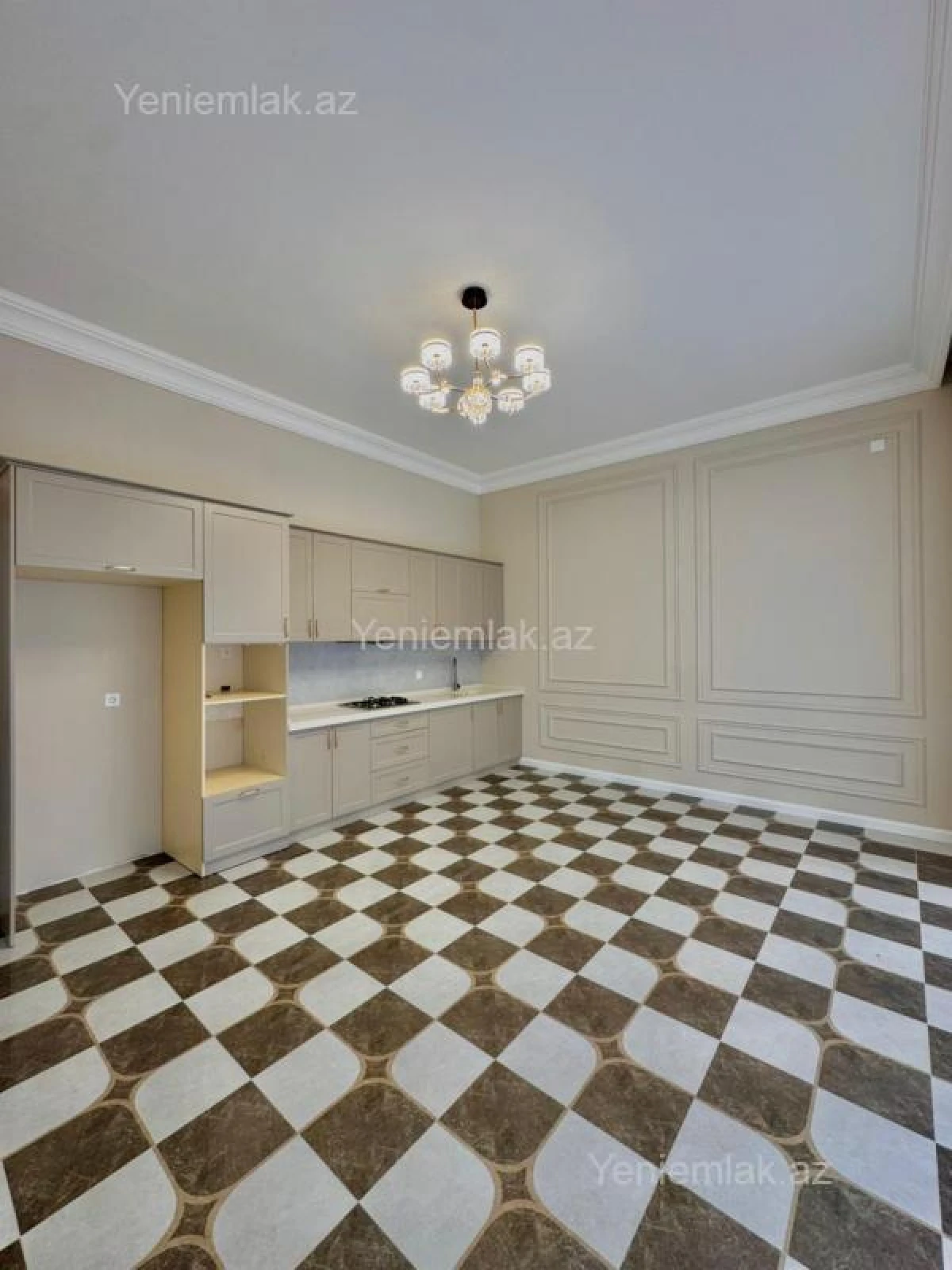 Satılır 5 otaqlı həyət evi 240 m²