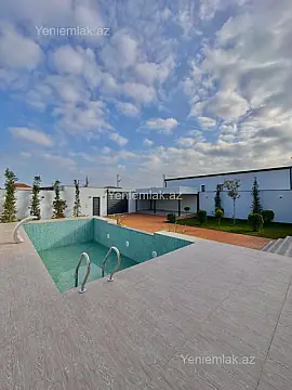 Satılır 5 otaqlı həyət evi 240 m²