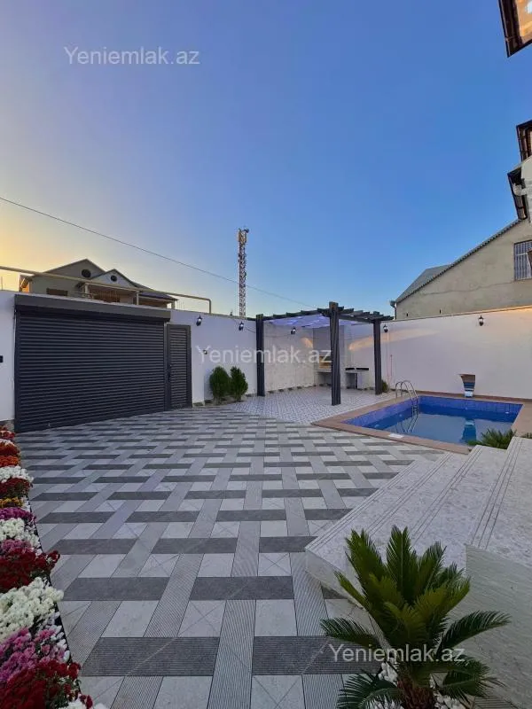 Satılır 4 otaqlı həyət evi 150 m²