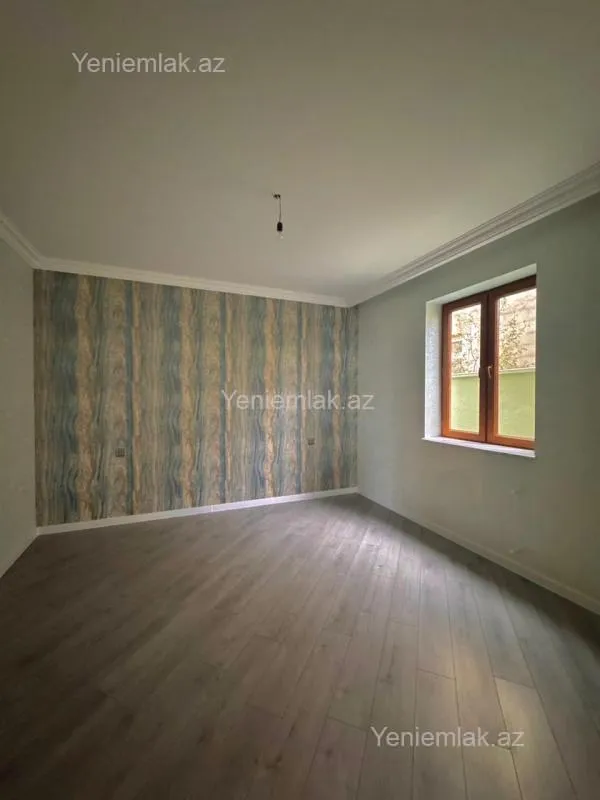 Satılır 6 otaqlı həyət evi 200 m²