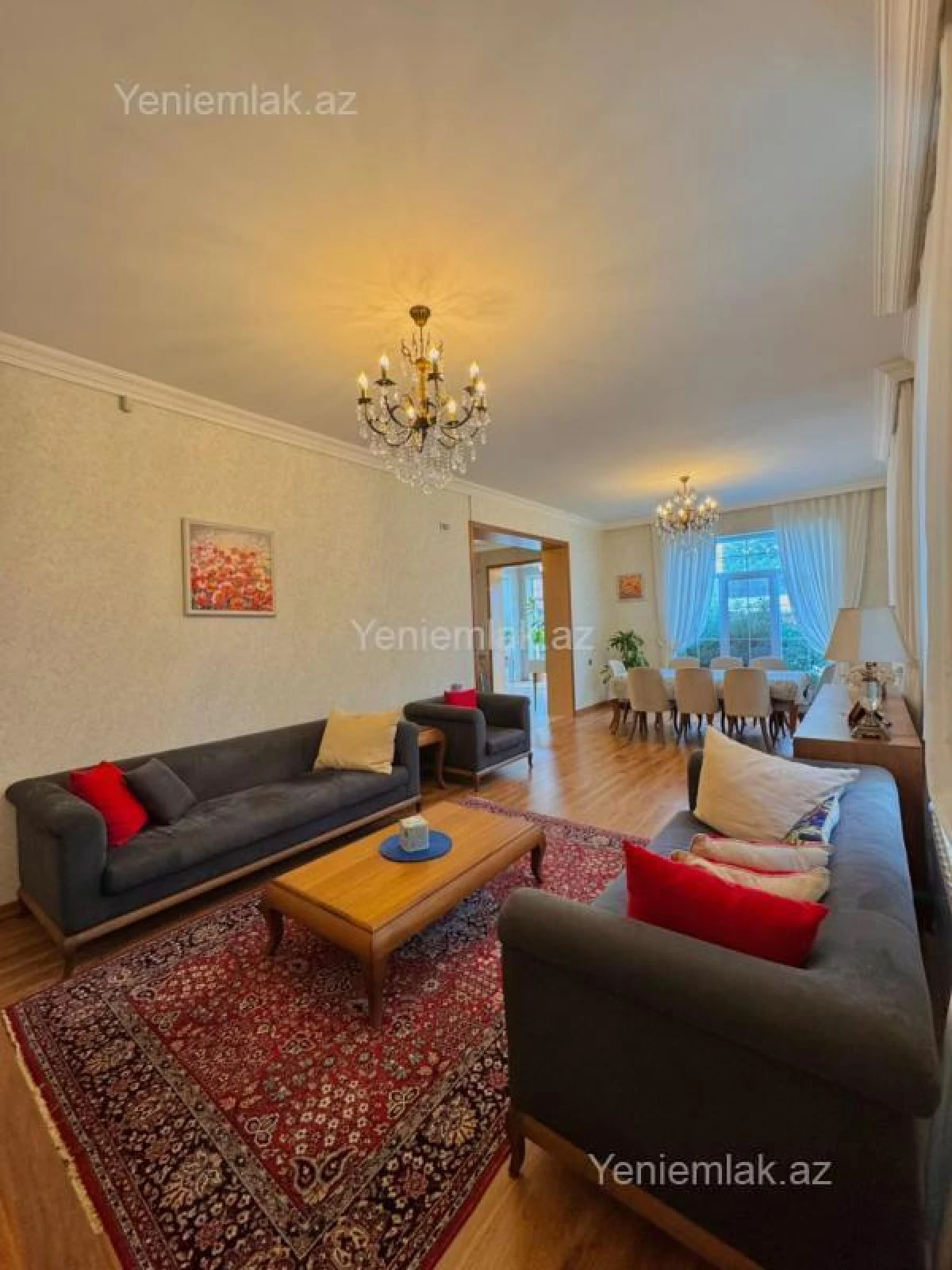 Satılır 5 otaqlı həyət evi 220 m²