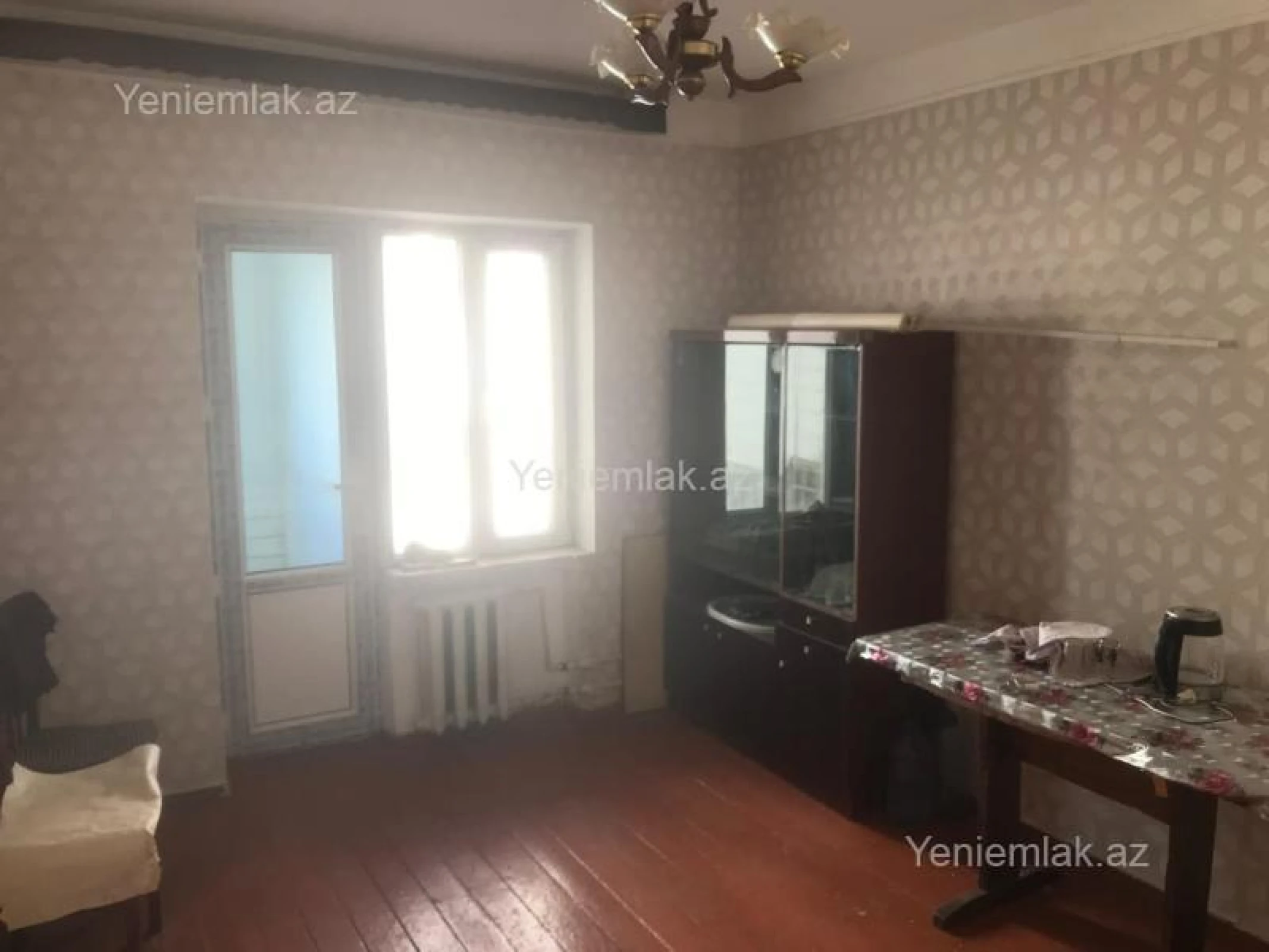 Satılır 2 otaqlı köhnə tikili 30 m²
