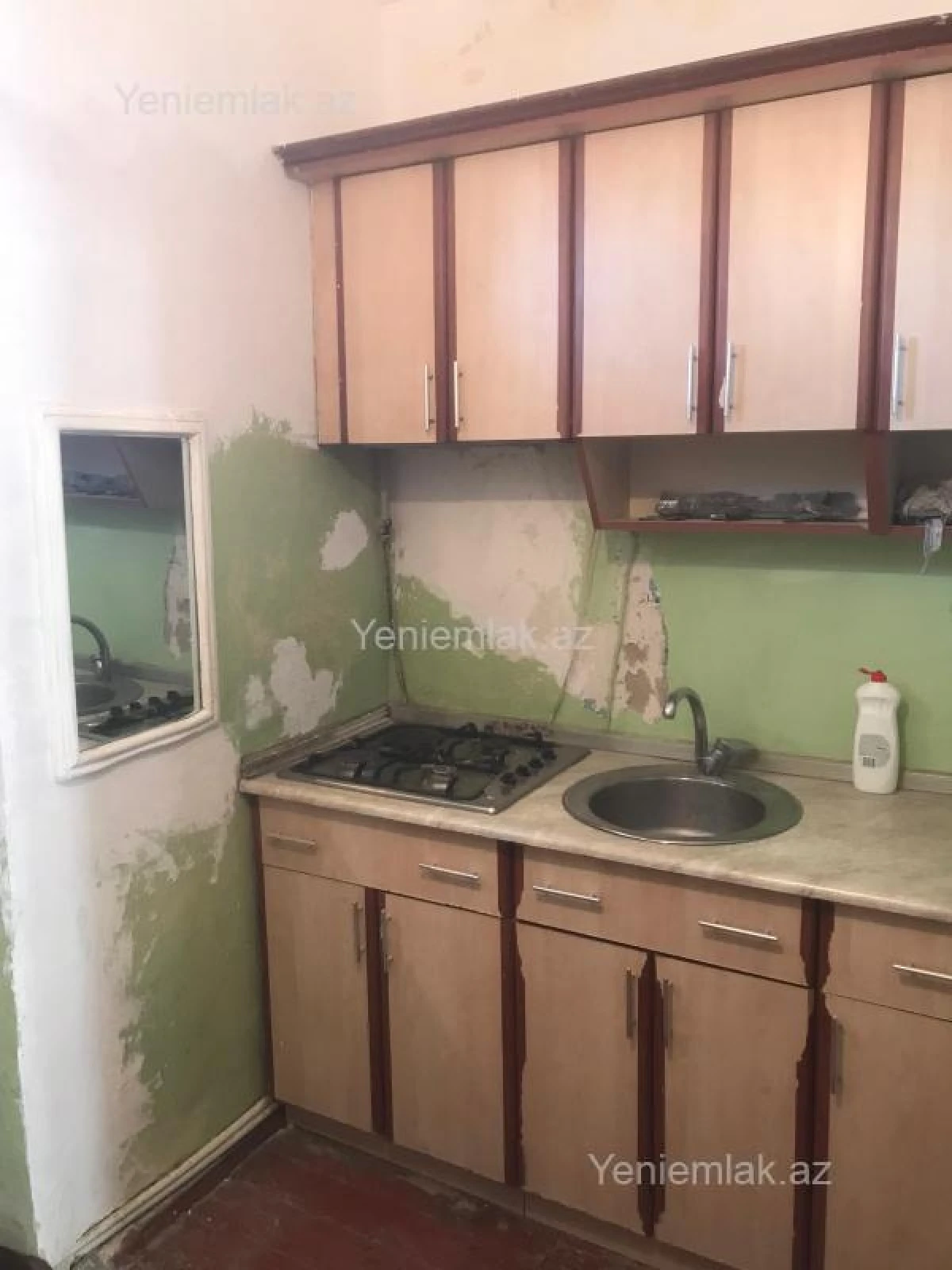 Satılır 2 otaqlı köhnə tikili 30 m²