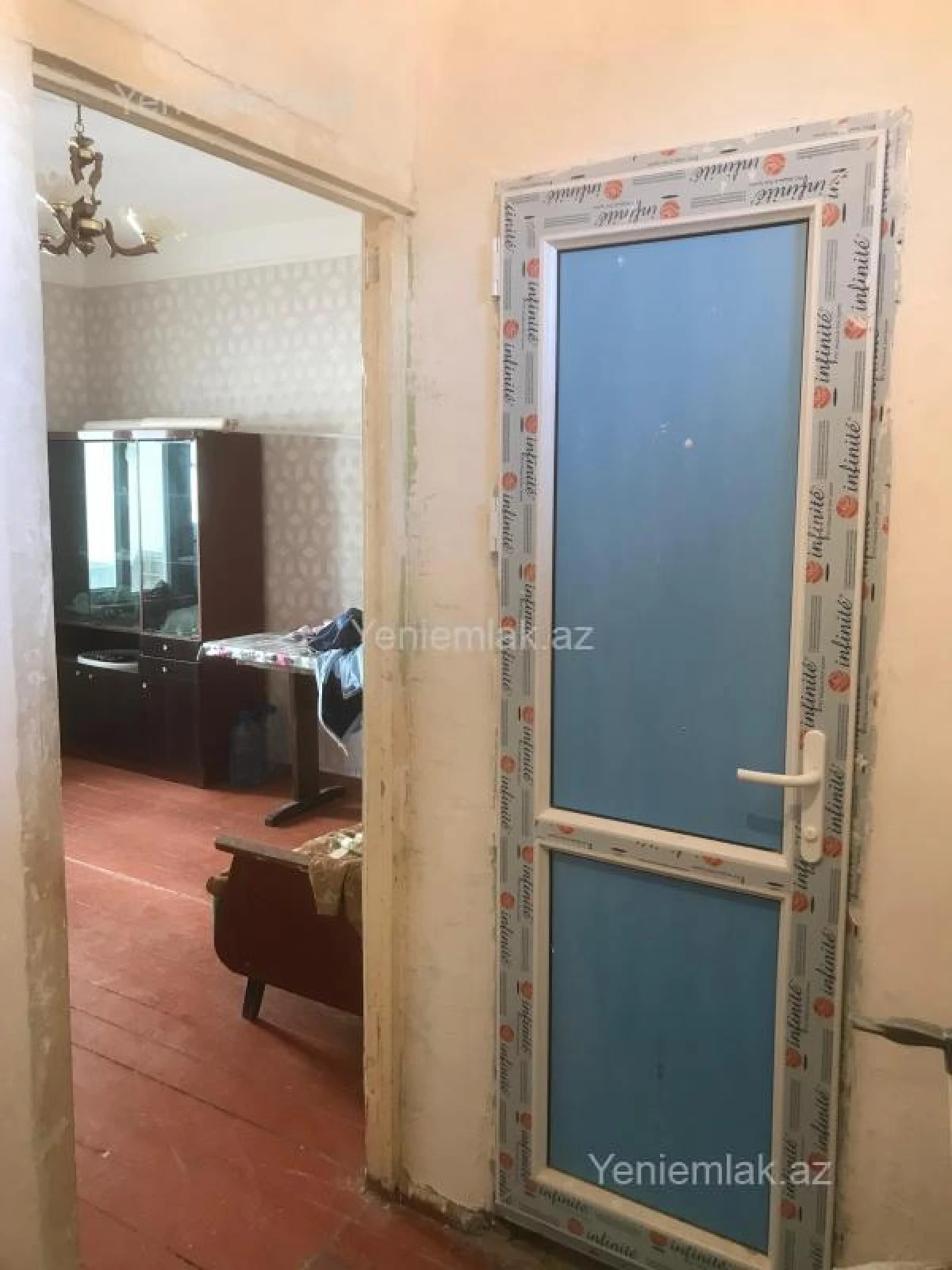 Satılır 2 otaqlı köhnə tikili 30 m²