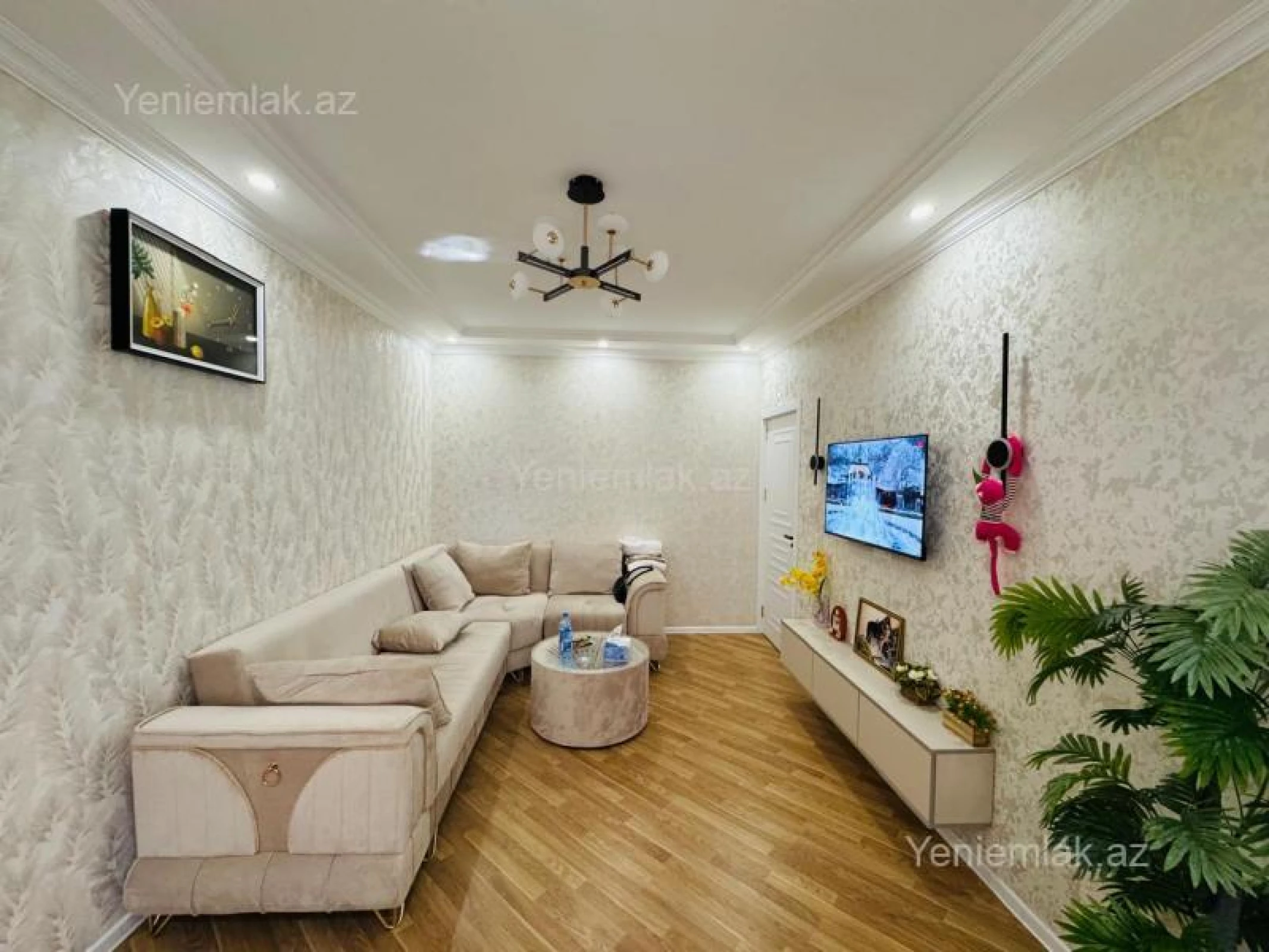 Satılır 2 otaqlı köhnə tikili 65 m²