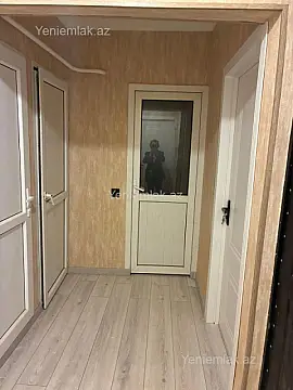 Satılır 2 otaqlı köhnə tikili 70 m²