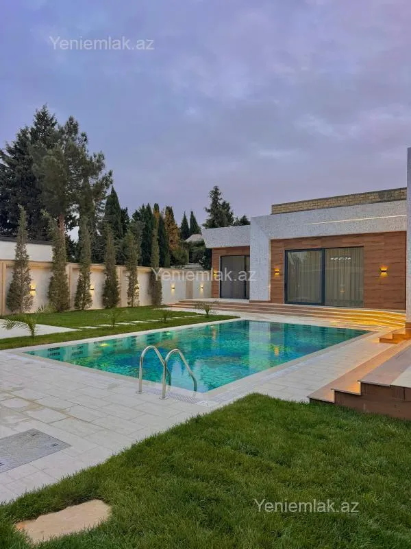 Satılır 5 otaqlı həyət evi 250 m²