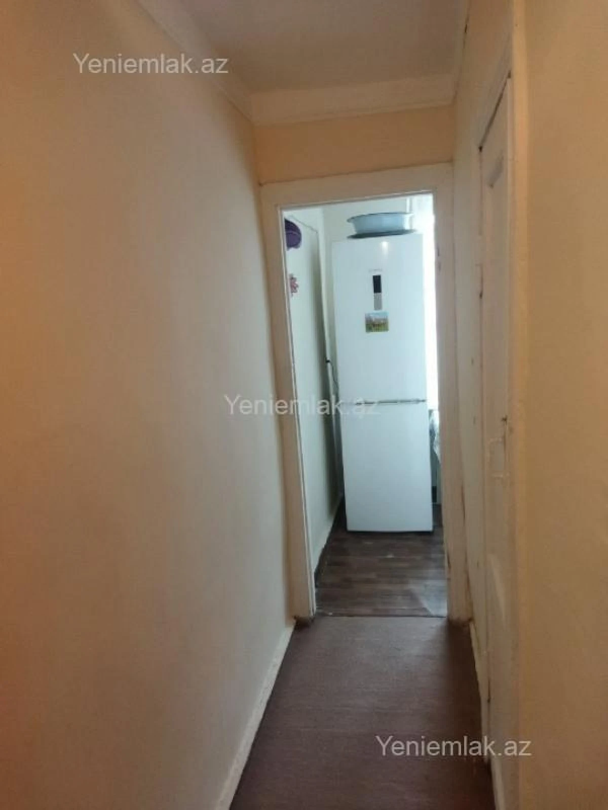 Satılır 2 otaqlı köhnə tikili 55 m²