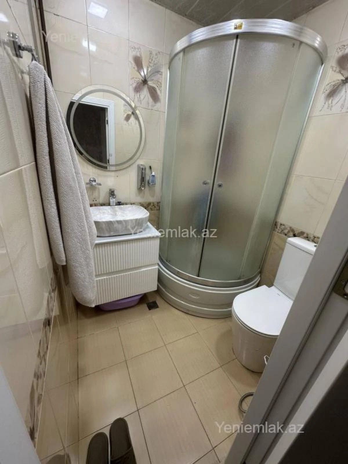 Satılır 2 otaqlı köhnə tikili 60 m²