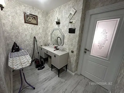 Satılır 2 otaqlı köhnə tikili 60 m²