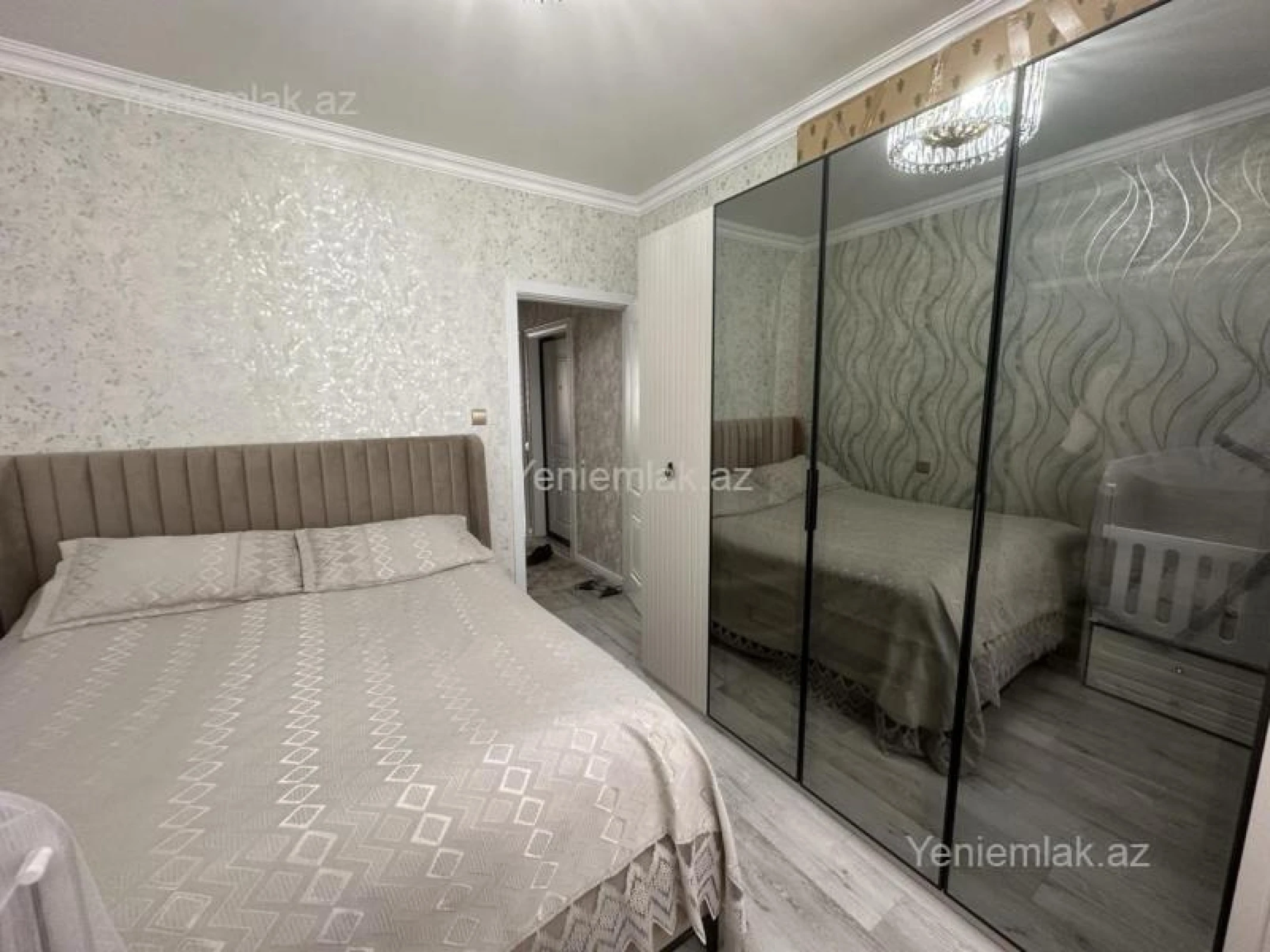 Satılır 2 otaqlı köhnə tikili 60 m²