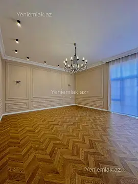Satılır 5 otaqlı həyət evi 240 m²