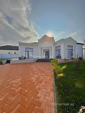Satılır 5 otaqlı həyət evi 240 m²